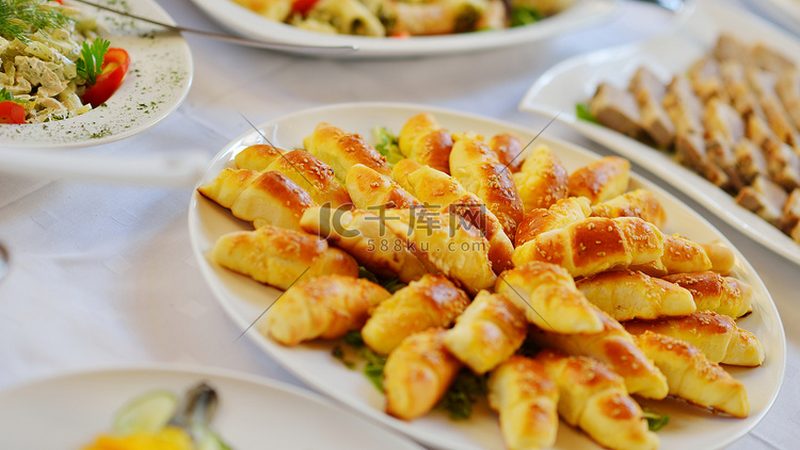上海小饭店食材配送价格：揭秘其背后的关键因素